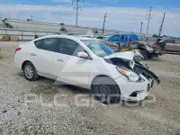2017 Nissan VERSA фото