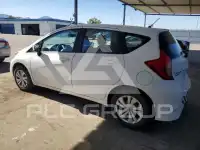 2017 Nissan VERSA фото