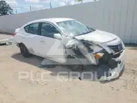 2017 Nissan VERSA фото