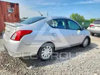 2017 Nissan VERSA фото