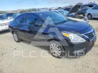 2017 Nissan VERSA фото