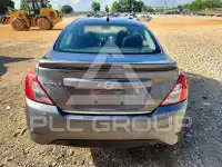 2017 Nissan VERSA фото