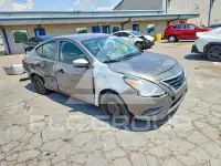 2017 Nissan VERSA фото