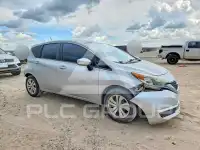 2017 Nissan VERSA фото