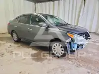 2017 Nissan VERSA фото