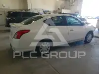 2017 Nissan VERSA photo