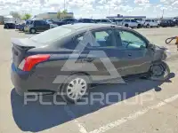 2017 Nissan VERSA фото