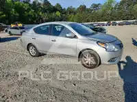 2017 Nissan VERSA фото