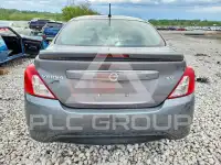 2017 Nissan VERSA фото