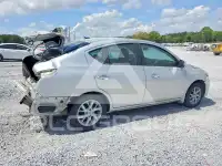 2017 Nissan VERSA photo