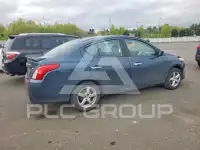 2017 Nissan VERSA фото