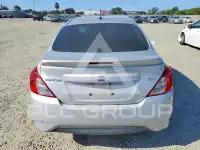 2017 Nissan VERSA фото