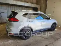 2017 Nissan ROGUE photo