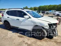 2017 Nissan ROGUE фото