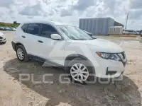 2017 Nissan ROGUE photo