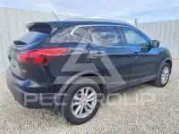 2017 Nissan ROGUE photo