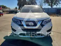 2017 Nissan ROGUE фото