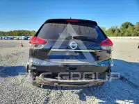 2017 Nissan ROGUE photo
