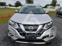 2017 Nissan ROGUE фото