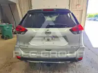 2017 Nissan ROGUE photo