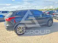 2017 Nissan ROGUE photo