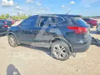 2017 Nissan ROGUE photo