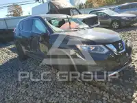 2017 Nissan ROGUE photo