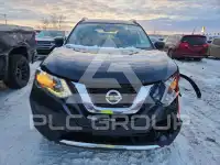 2017 Nissan ROGUE photo