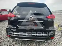 2017 Nissan ROGUE photo