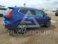 2017 Nissan ROGUE photo