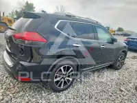 2017 Nissan ROGUE photo