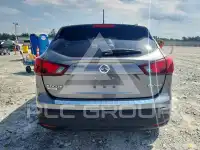 2017 Nissan ROGUE photo