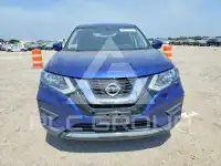2017 Nissan ROGUE photo