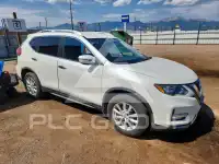 2017 Nissan ROGUE photo