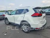2017 Nissan ROGUE photo