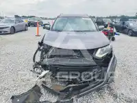 2017 Nissan ROGUE photo