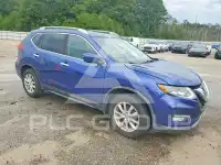 2017 Nissan ROGUE photo