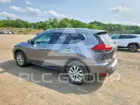 2017 Nissan ROGUE фото