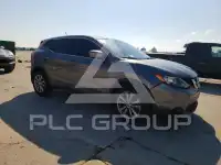 2017 Nissan ROGUE photo