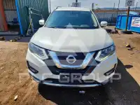 2017 Nissan ROGUE photo