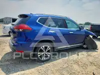 2017 Nissan ROGUE photo