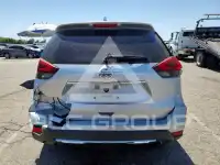 2017 Nissan ROGUE photo