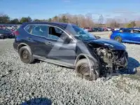 2017 Nissan ROGUE photo