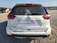 2017 Nissan ROGUE photo