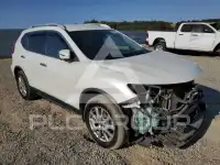 2017 Nissan ROGUE photo