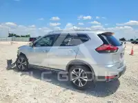 2017 Nissan ROGUE фото