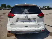2017 Nissan ROGUE photo