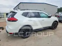 2017 Nissan ROGUE photo