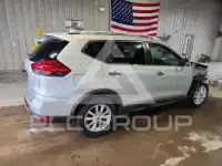 2017 Nissan ROGUE фото