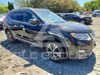 2017 Nissan ROGUE photo
